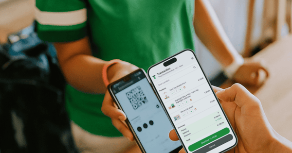 Technology on the shop floor when employees become brand ambassadors