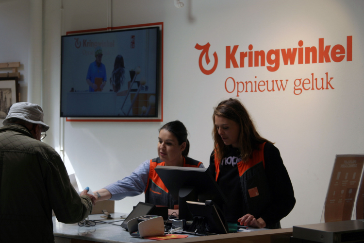 kringwinkel_kust_case_tilroy